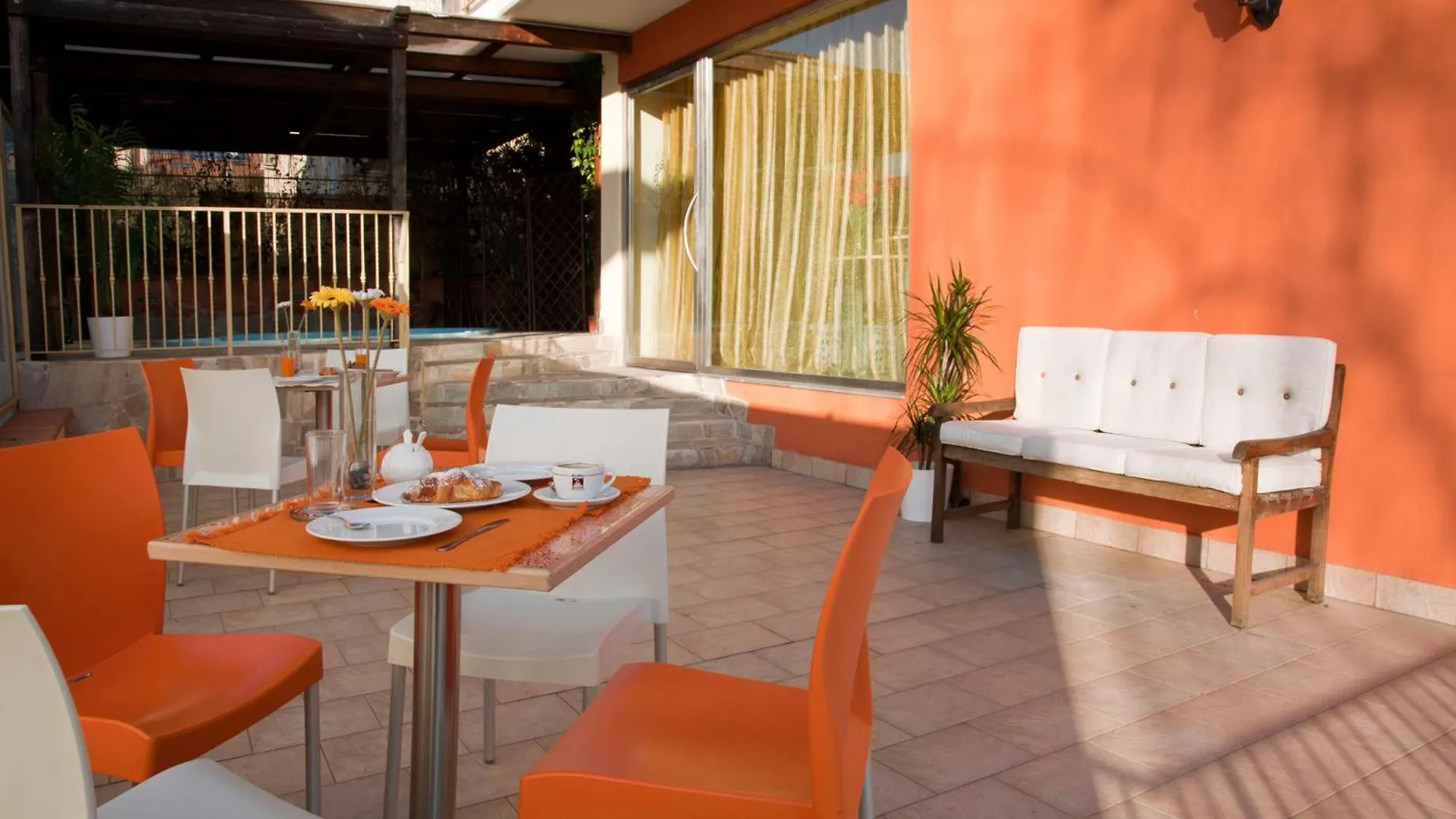 Motta Residence Hotel Motta SantʼAnastasia Apartahotel