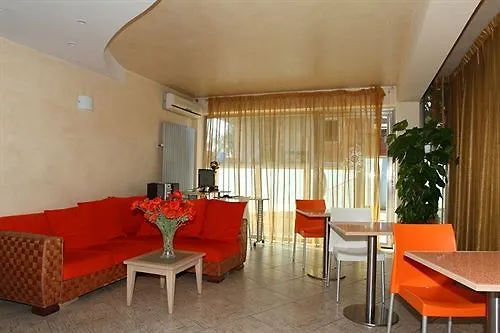 Motta Residence Hotel Motta SantʼAnastasia Italia