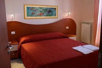 Motta Residence Hotel Motta SantʼAnastasia 4*,  Italia